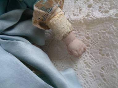 Реставрация антикварной куклы ручной работы