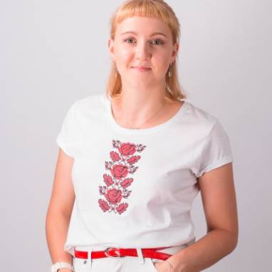 Женская футболка вышиванка "Ружа" ручной работы
