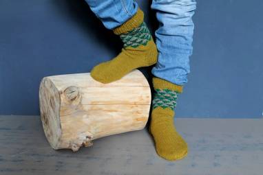 Носки вязанные мужские  с узором ручной работы