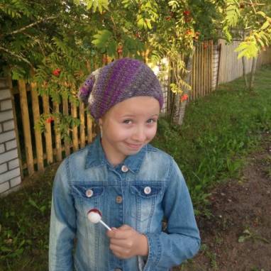 Вязаная косынка для девочки 5-10 лет ручной работы