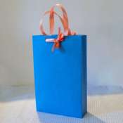 Подарочный пакет с бантиком голубой