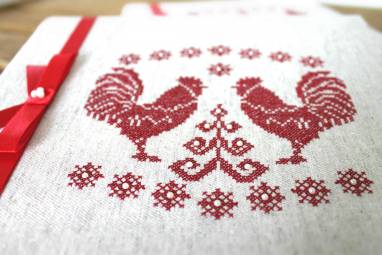 фотоальбом в белорусском стиле с вышивкой ручной работы