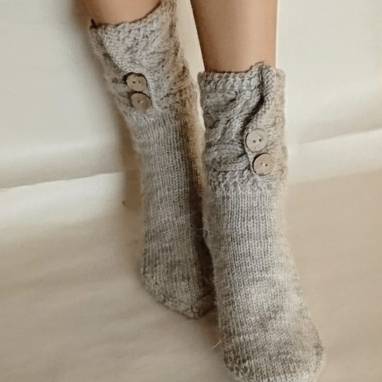 Женские вязаные носки из шерсти ручной работы