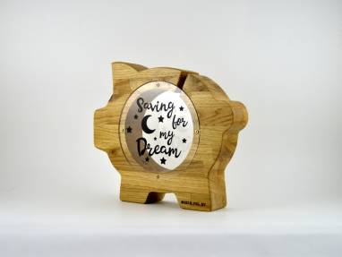 Свинка-копилка из дуба "Saving for my dream" ручной работы
