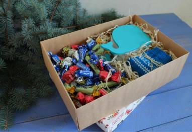 Детский подарочный набор с конфетами ручной работы