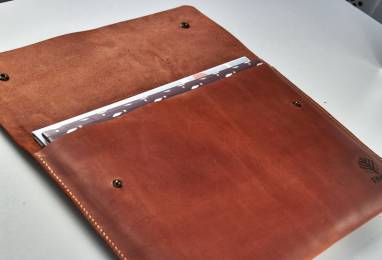 Папка-чехол для ноутбука коричневая ручной работы