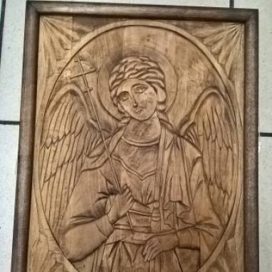 Деревянная картина. вырезанная вручную - Ангел-хранитель ручной работы